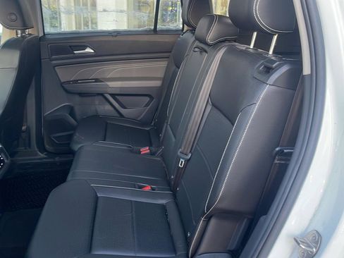 Certified 2023 Volkswagen Atlas SE w/ Panoramic Sunroof Package image 8