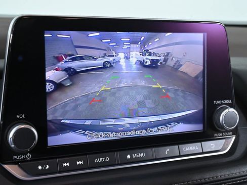 Certified 2023 Nissan Rogue SV w/ SV Premium B Package image 17