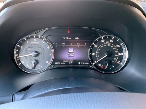 Certified 2023 INFINITI QX80 Premium Select w/ Cargo Package image 26