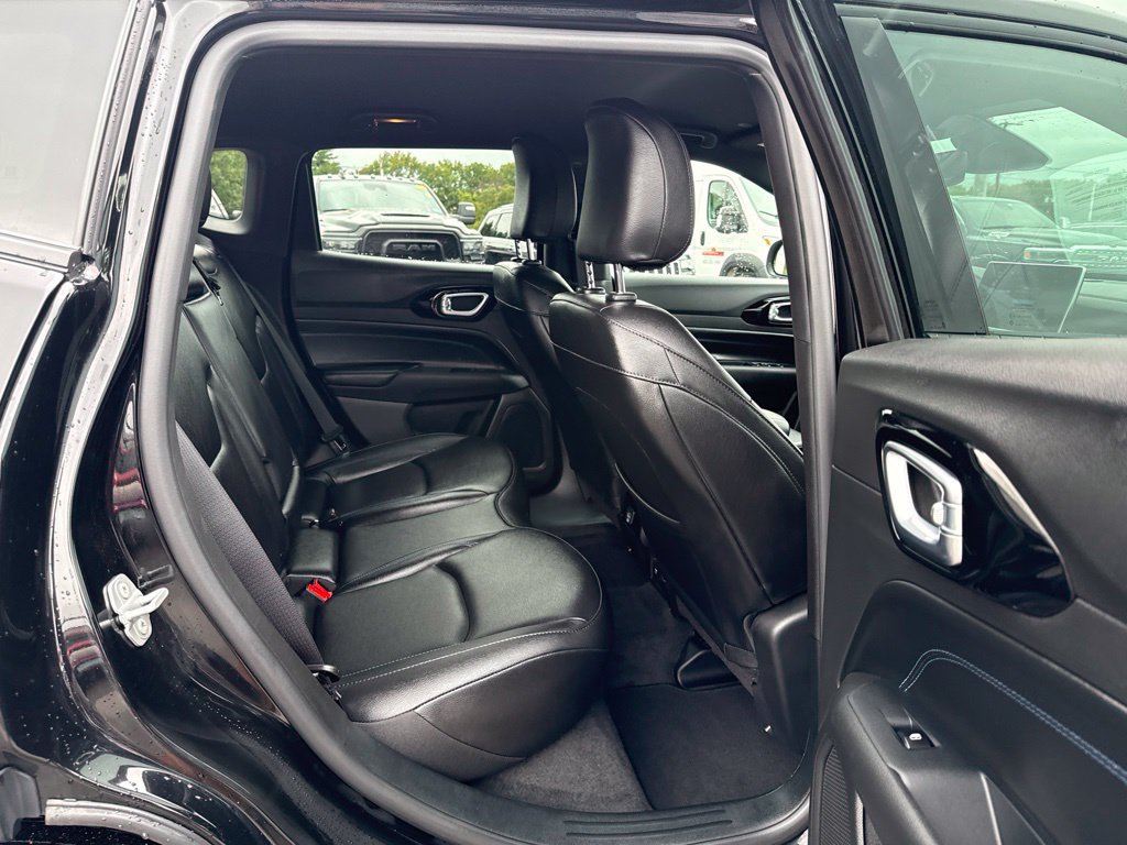 Certified 2026 Jeep Compass Limited AWD/4WD image 24