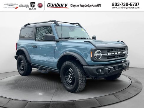 Used 2022 Ford Bronco Black Diamond image 1
