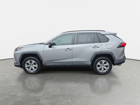 Used 2019 Toyota RAV4 LE image 6
