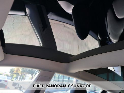 Used 2022 Tesla Model 3 Long Range image 4