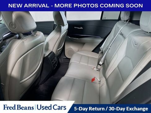 Used 2023 Cadillac XT4 Luxury w/ Cold Weather Package FWD image 24