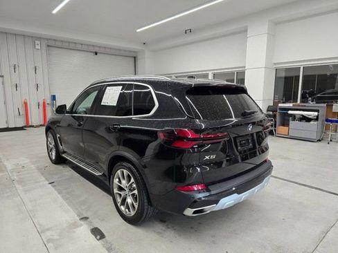 Used 2025 BMW X5 xDrive40i AWD/4WD image 4