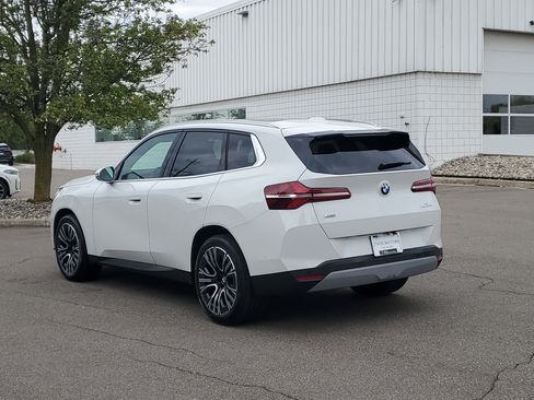 New 2026 BMW X3 xDrive30i w/ Premium Package AWD/4WD image 2