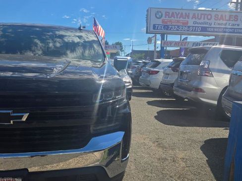Used 2019 Chevrolet Silverado 1500 LT w/ All-Star Edition AWD/4WD image 10