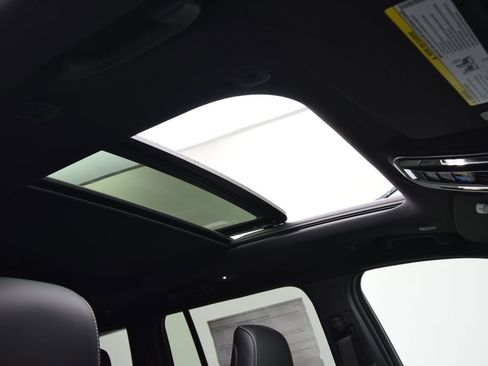 New 2026 Jeep Grand Cherokee Limited image 17