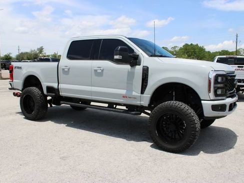 Used 2025 Ford F250 Lariat w/ Lariat Ultimate Package AWD/4WD image 12