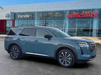 Certified 2026 Nissan Pathfinder Platinum w/ Accent Package AWD/4WD 360° Tour