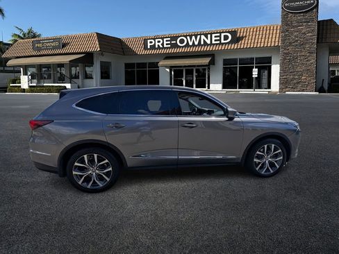 Used 2023 Acura MDX FWD w/ Technology Package image 8