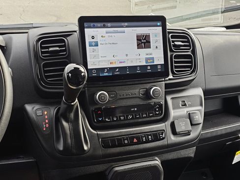 New 2026 RAM ProMaster 3500 w/ Premium Convenience Group image 21