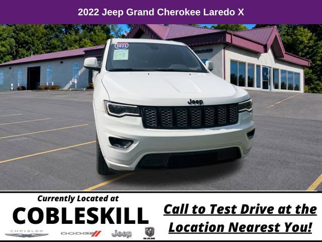 Used 2022 Jeep Grand Cherokee Laredo X AWD/4WD image 2