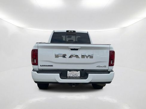 Used 2025 RAM 2500 Laramie AWD/4WD image 7