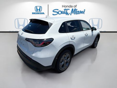 New 2027 Honda HR-V LX image 7