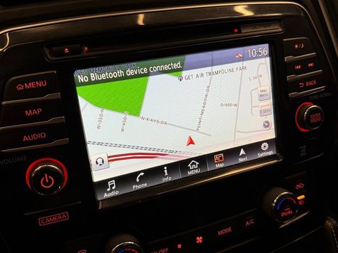 Used 2016 Nissan Maxima Platinum w/ Interior Lighting Package image 12