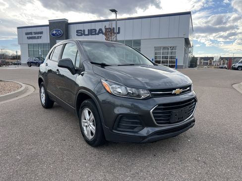 Used 2020 Chevrolet Trax LS w/ Tint and Cruise Package image 8
