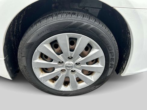 Used 2017 Nissan Sentra S image 15