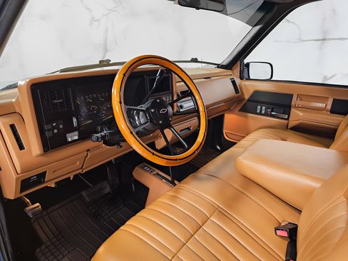 Used 1993 Chevrolet Silverado 1500 4x4 Regular Cab image 38