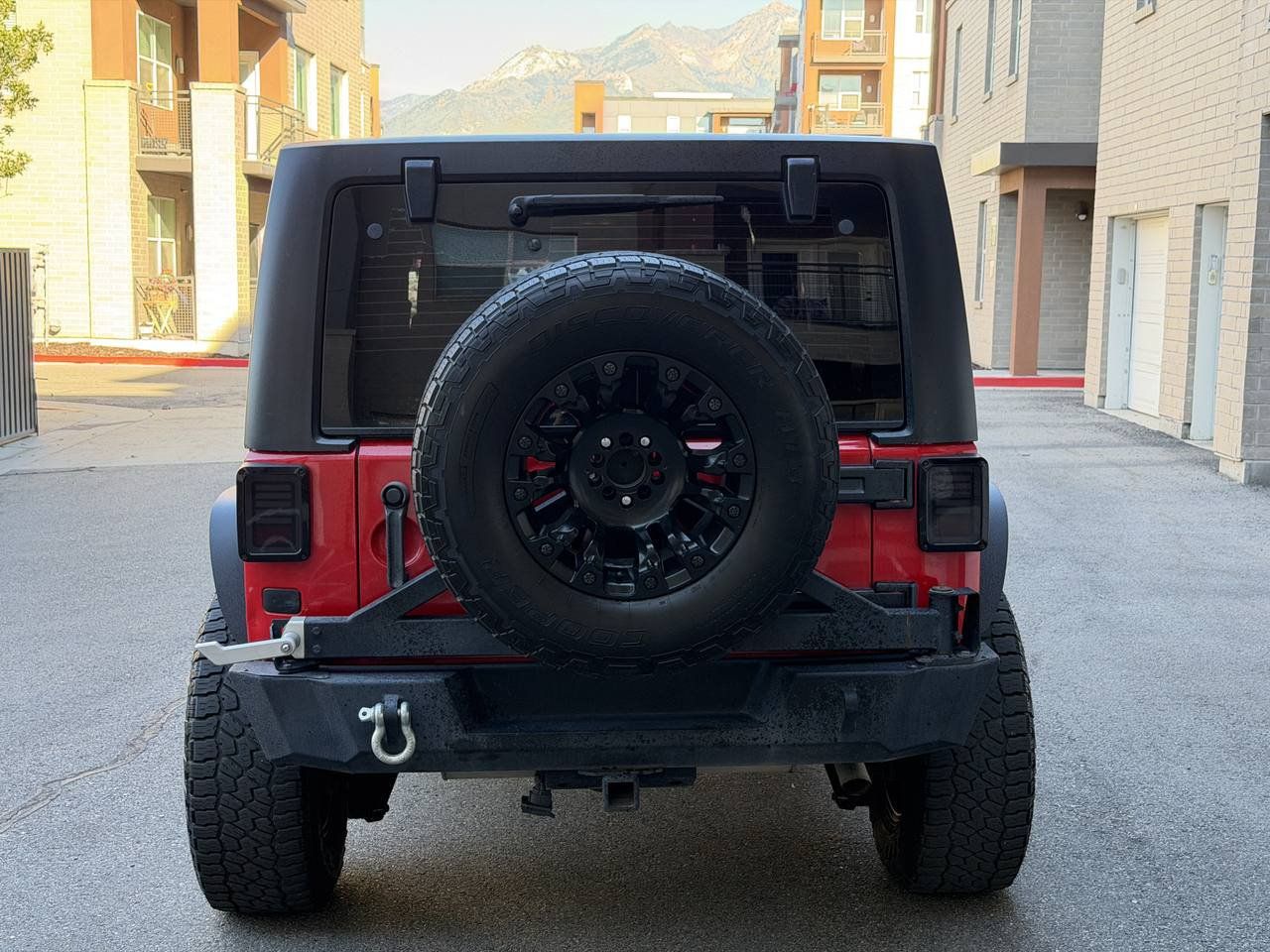 Used 2014 Jeep Wrangler Unlimited Sport w/ Connectivity Group AWD/4WD image 4