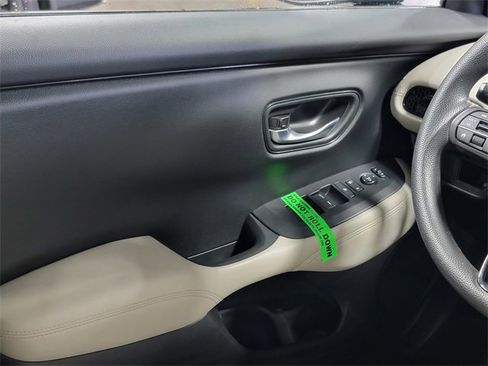 Certified 2023 Honda HR-V LX image 21