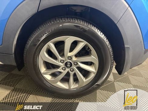 Used 2017 Hyundai Tucson SE w/ SE Popular Package 02 AWD/4WD image 23