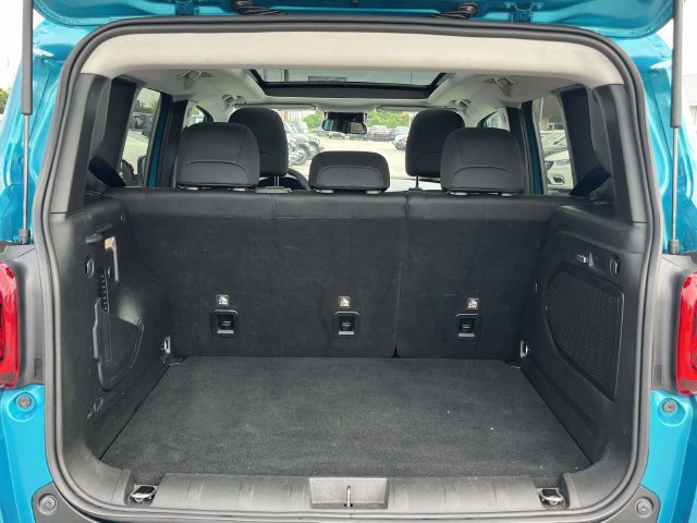 Used 2021 Jeep Renegade Latitude w/ Luxury Group I FWD image 20