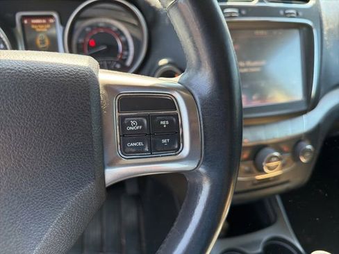 Used 2017 Dodge Journey Crossroad FWD image 20