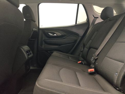 Used 2022 GMC Terrain SLE w/ Driver Convenience Package FWD image 18