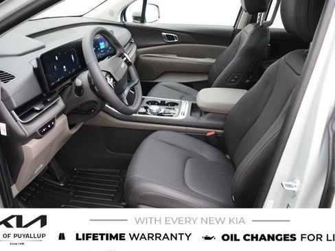 New 2027 Kia Carnival SX FWD image 10