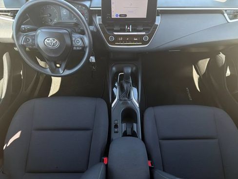 Certified 2025 Toyota Corolla LE FWD image 9