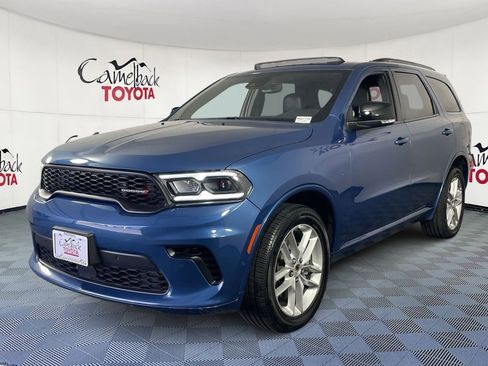 Used 2025 Dodge Durango GT image 2