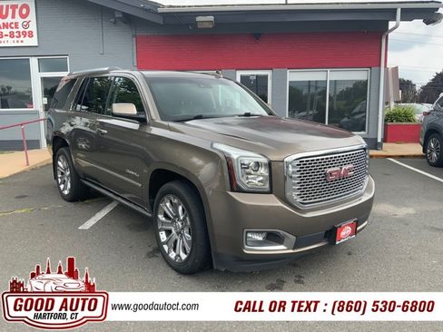 Used 2016 GMC Yukon Denali w/ Open Road Package AWD/4WD image 3