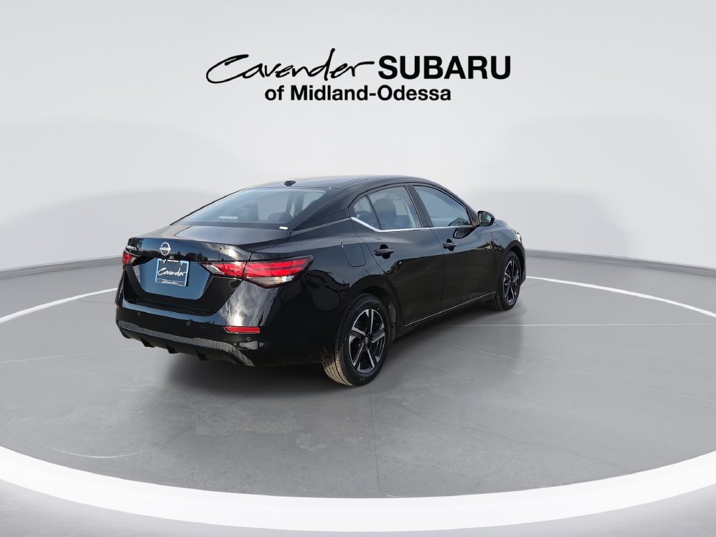 Used 2025 Nissan Sentra SV FWD image 8