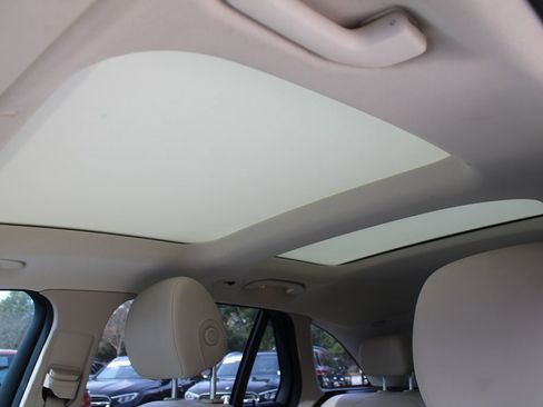 Certified 2021 Mercedes-Benz GLC 300 image 58