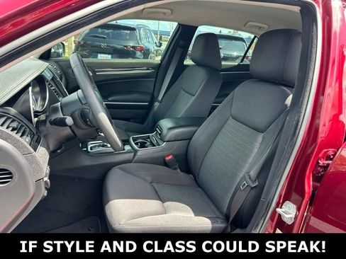 Used 2023 Chrysler 300 Touring w/ Sport Appearance Package RWD image 14
