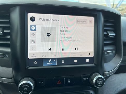 Used 2024 RAM 3500 Tradesman w/ Chrome Appearance Group image 23