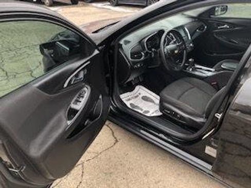 Used 2016 Chevrolet Malibu LT image 16