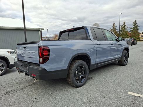 New 2026 Honda Ridgeline Black Edition image 6