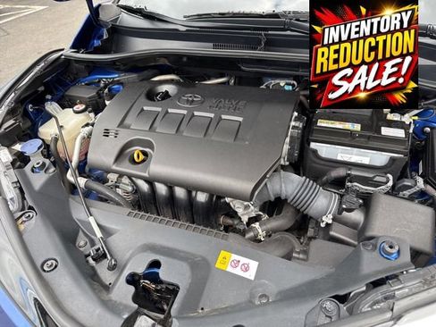 Used 2021 Toyota C-HR XLE FWD image 35