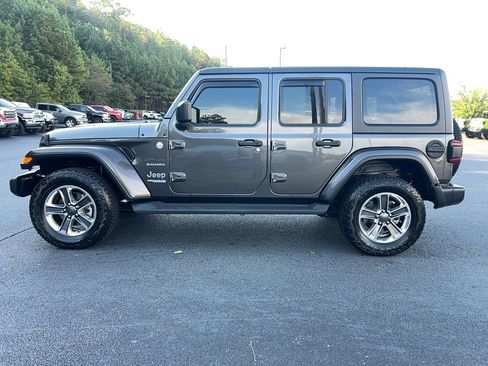 Used 2021 Jeep Wrangler Unlimited Sahara image 8