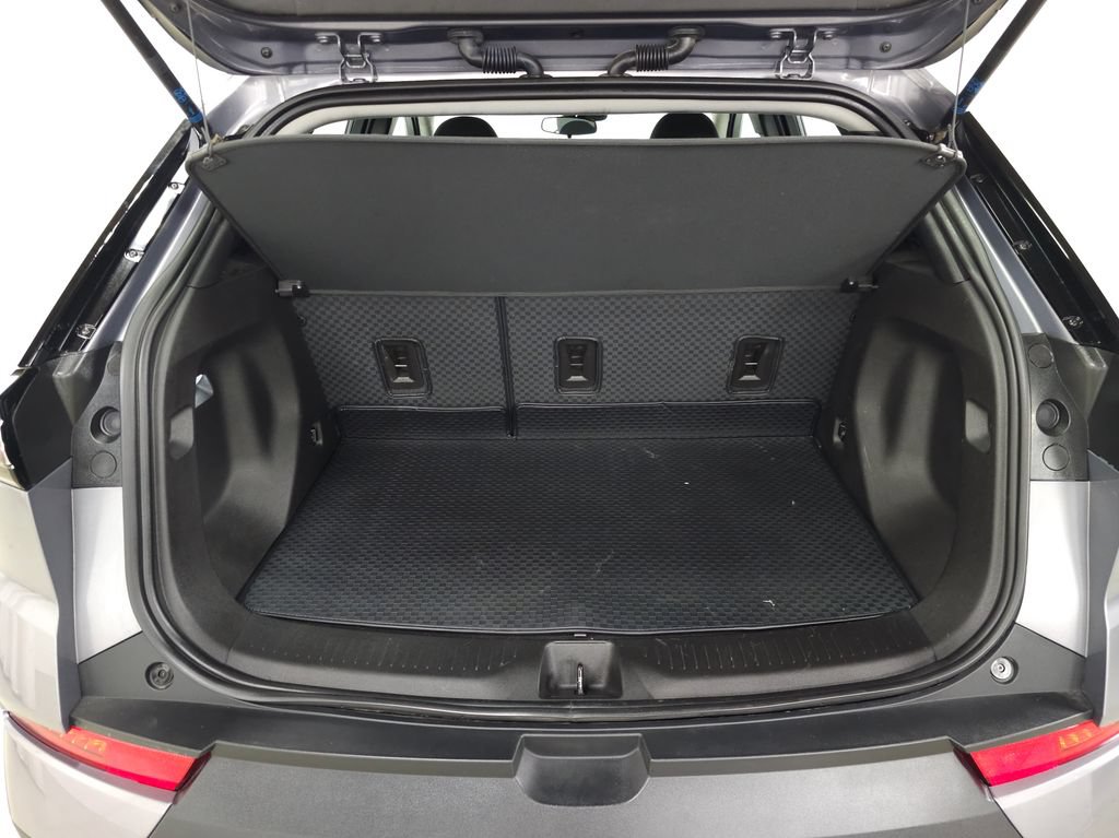 Used 2023 Chevrolet Bolt EUV LT w/ Driver Confidence Package FWD image 8