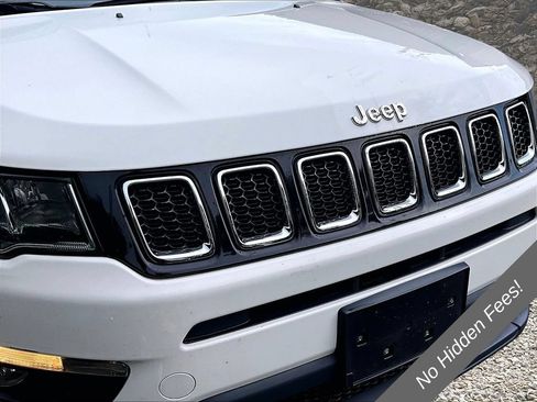 Used 2019 Jeep Compass Latitude w/ Popular Equipment Group AWD/4WD image 19
