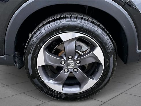 Used 2018 Honda HR-V EX-L image 10