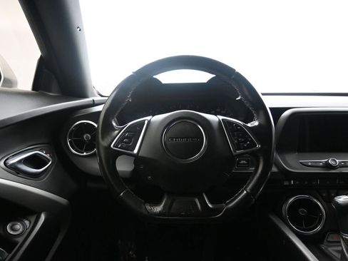 Used 2019 Chevrolet Camaro LT image 28