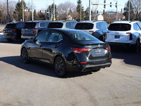 Used 2020 Nissan Sentra S image 4