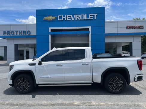 Certified 2022 GMC Sierra 1500 Denali Ultimate AWD/4WD image 1