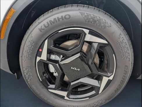 New 2026 Kia Sportage EX image 16