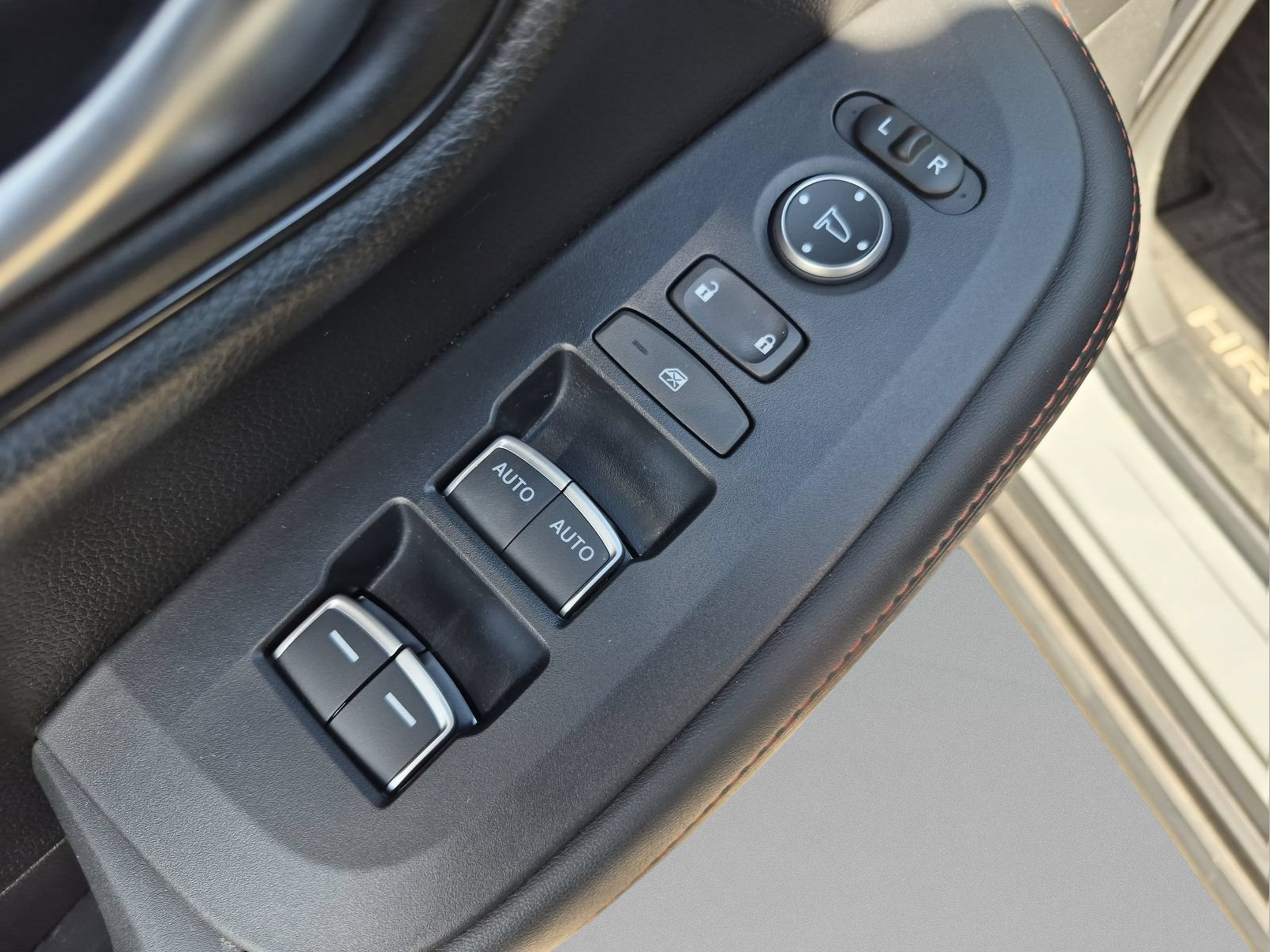Certified 2025 Honda HR-V Sport image 16