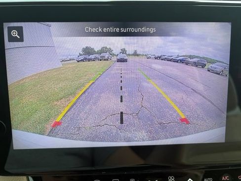 New 2026 Jeep Grand Cherokee Limited w/ Trailer Tow Package AWD/4WD image 4